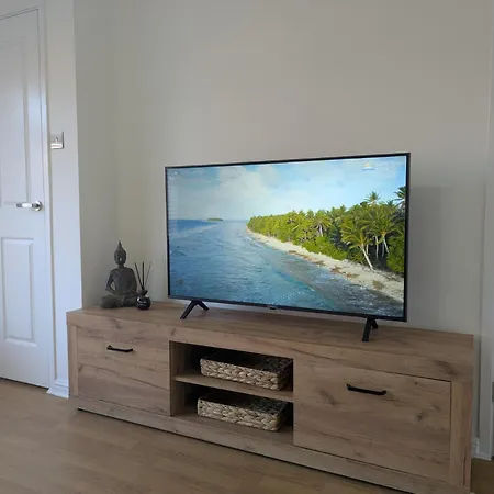 Modern 2-bedroom Sleeps 6 With Parking & Garden Сasa de vacaciones Leeds (West Yorkshire)